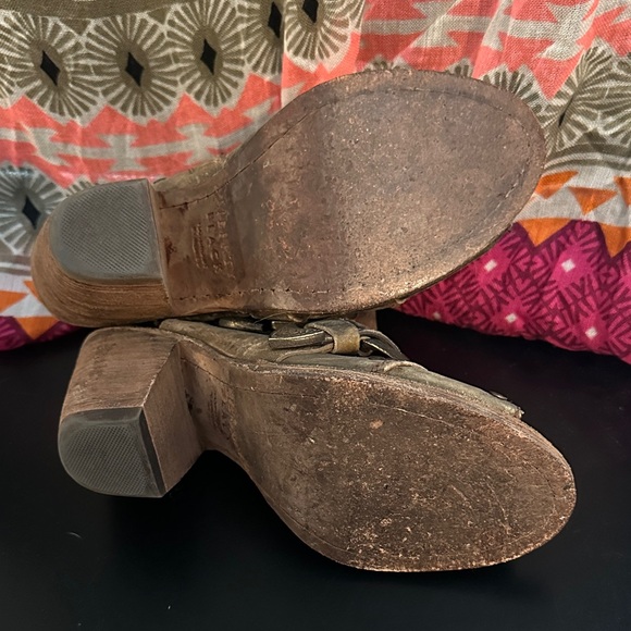 Liberty Black Rustic Western Studded Brown Ankle Boots 8 - Picture 2 of 4